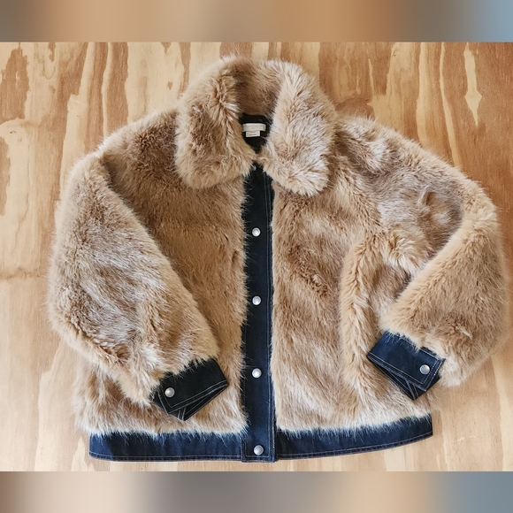 COPY - Stella McCartney Faux Fur Jacket with Denim Detail Trim - Picture 3 of 16